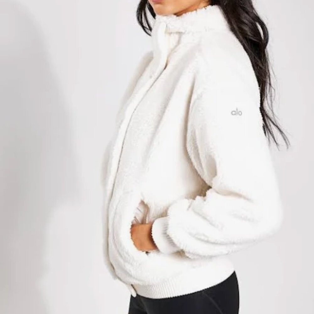 Alo Yoga Sherpa Varsity Jacket Ivory Large - Picture 4 of 4